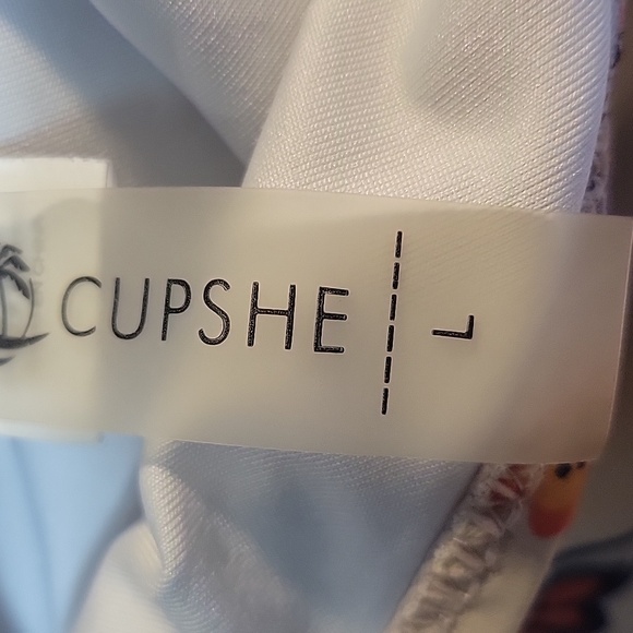 Cupshe Floral and Striped One Piece Swimsuit - Cream and‎ Orange - Picture 4 of 4